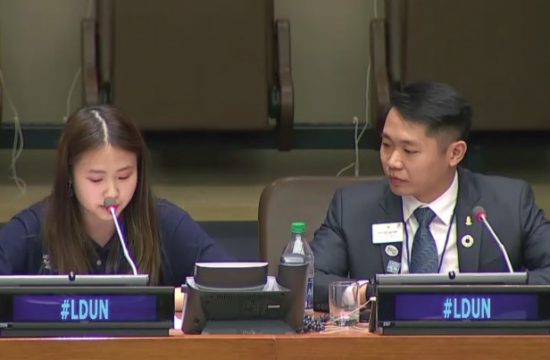 Leos Lindsey Chu and Bobby Wong discuss the importance of social media and offer help during Social Media Break.